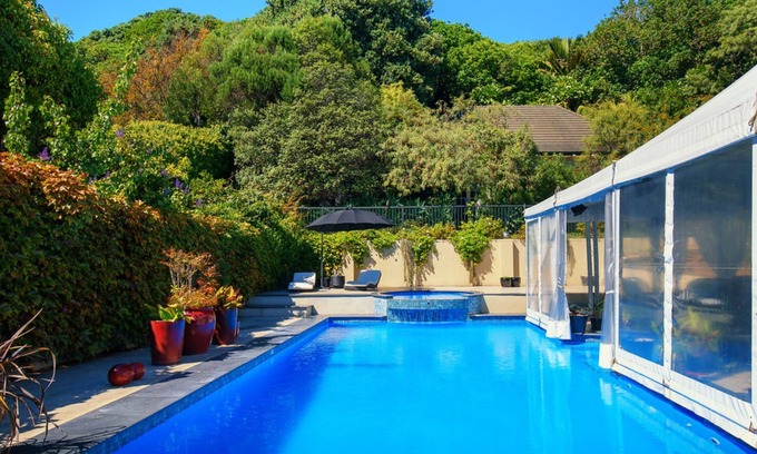 Paraparaumu Cabin | Greenmantle Estate Hotel