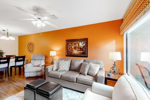 Tucson Apartment | Greens at Ventana Canyon #13105