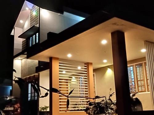 Ramakkalmedu House | Greenside Homestay