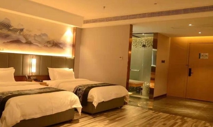 Decheng District Hotel | GreenTree Eastern Hotel Dezhou Qingyun Yingcai Road Financial Building