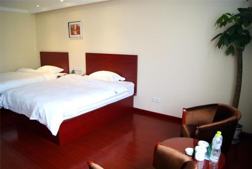 Pizhou Hotel | GreenTree Inn JiangSu XuZhou PiZhou Xinsu Center Fuzhou Road Express Hotel