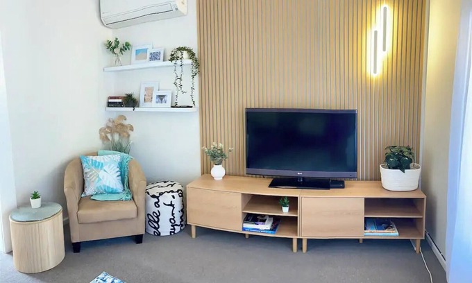 Bell Post Hill House | 🔆GREENVIEW🔆BFast,WiFi,Fetch🔆Walk2Pizza,Liquor