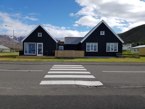 Grenivik House | Grenivik Guesthouse