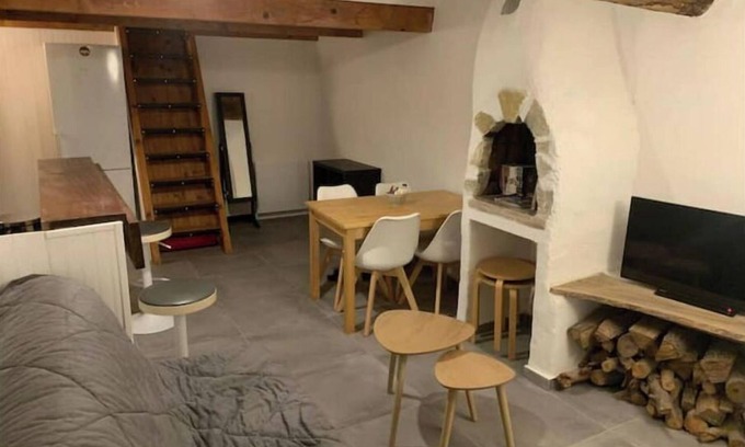 Greolieres Apartment | Greolières village: Superb duplex with mountain view.
