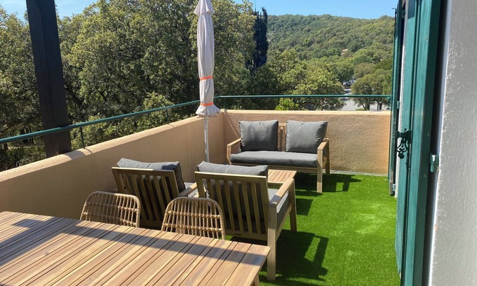 Les Restanques Apartment | Grimaud Appartement 4/6 Personnes Dans un Parc de 25 Hectares
