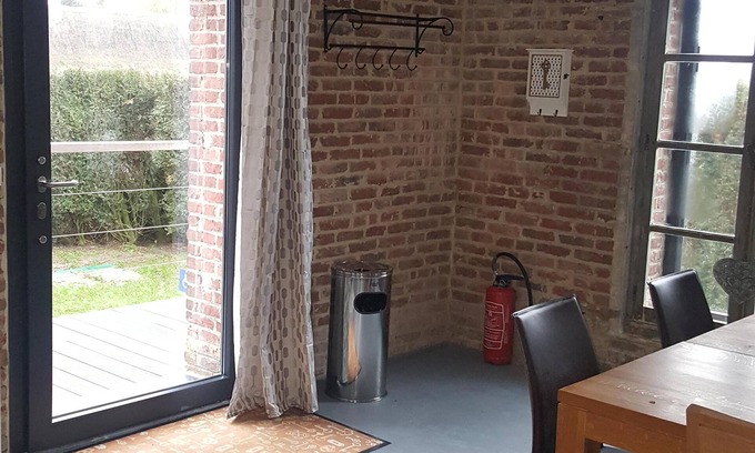 Steenbecque Cottage | Group accommodation for 12 people in a rural setting