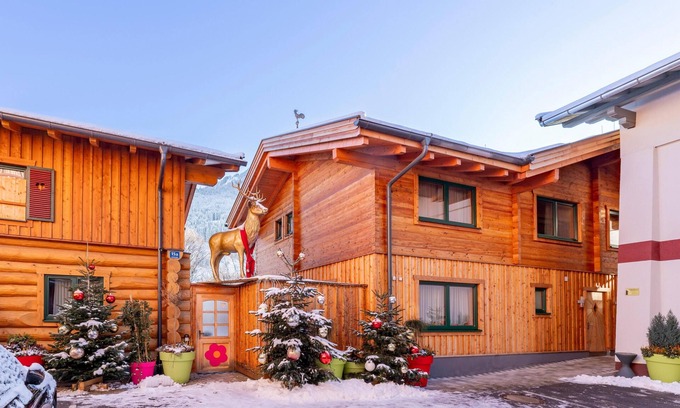 Kaprun Ski Chalet | Group house with sauna in the heart of Kaprun