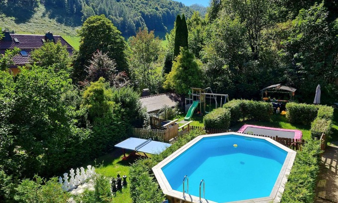 Sieber House | Gruppenunterkunft Klein Holland Harz 15 - 24 Personen/ab 2 Nächte mit Sauna und umfangreichen Freizeiteinrichtungen im Innen- und Außenbereich im attraktiven Harz
