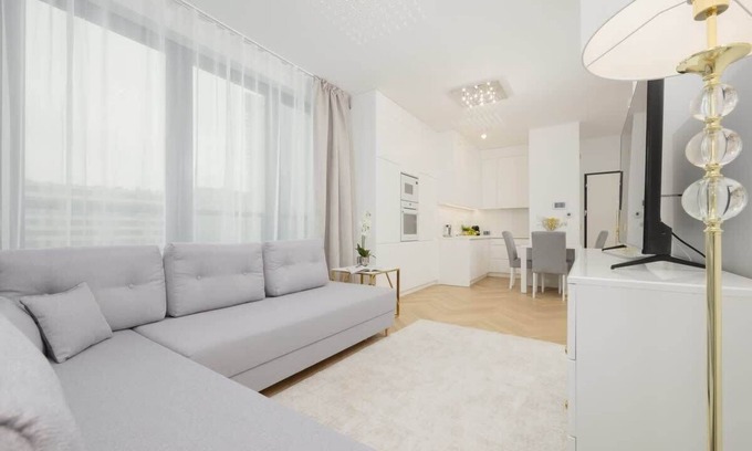 Mirow Apartment | Grzybowska 37 | Prestigious Apartment | Parking