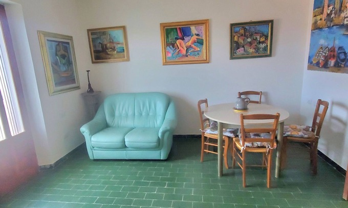 Sa Castangia Apartment | Guest House Gloria is located in Sant'Antonio di Gallura