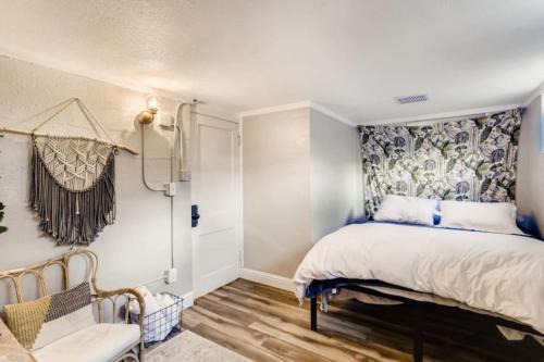 Speer Apartment | Guest Suite With Kitchenette And A 5 star Location