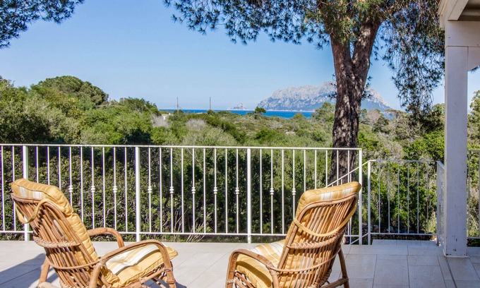 Porto Istana Apartment | GuestHost - Seaview Villa with Large Terrace