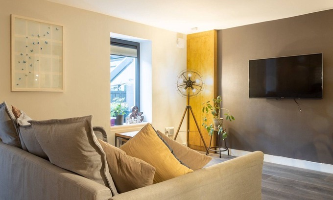 Grand Canal Dock Apartment | GuestReady - Cosy retreat in Dublin