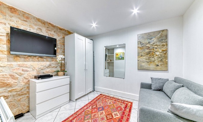 Grande Cote - Annonciade Apartment | GuestReady Essential - Duplex Croix Rousse