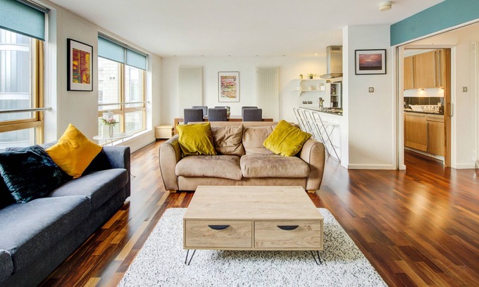 West End Apartment | GuestReady - Gorgeous Apt 15min from Edinburgh Castle