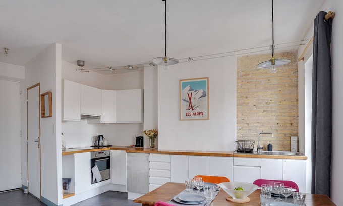 Voltaire - Saint Amour Apartment | GuestReady - Loft-style Apt in the 3rd District.