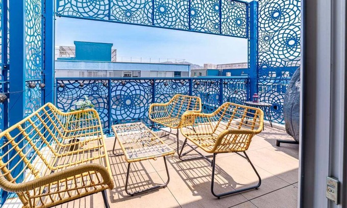 Chanot - Stade Velodrome Apartment | GuestReady - Modern comfort near Orange Vélodrome