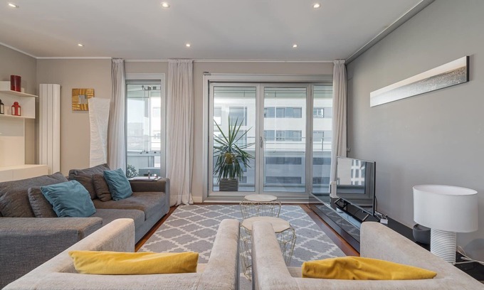 Diagonal Mar i el Front Maritim del Poblenou Apartment | GuestReady - Sea view apartment with terrace