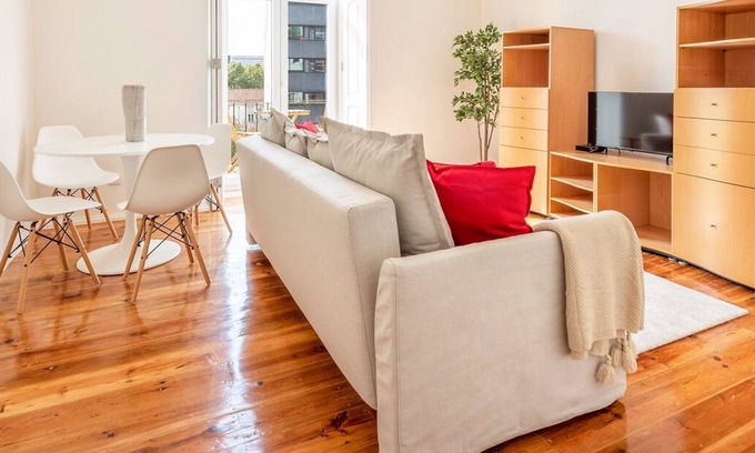 Sao Jorge de Arroios Apartment | GuestReady - Tower- 3 Bedroom Apt in Saldanha