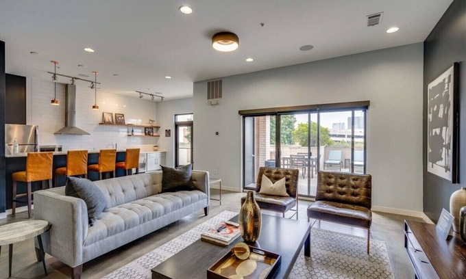 The Gulch Condo | Gulch Apt: Pet-Friendly Home with Gym, Garage