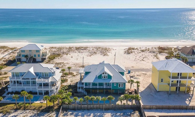 Villa Segunda House | Gulf and Sound Views-Private Pool too! Great for families and special events!