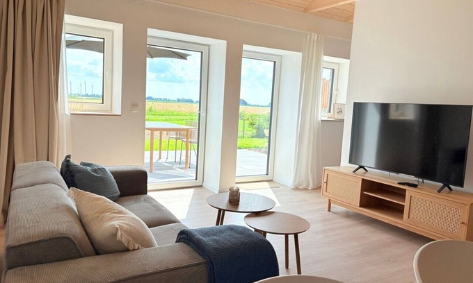 Altfunnixsiel Apartment | Gulfhof Funnixerhörn dree - barrier-free vacations in the historic country house in Witt