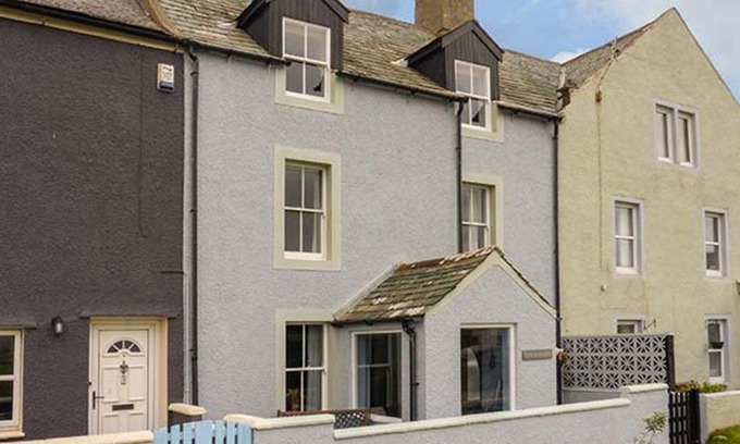 Allonby House | Gulls Hatch