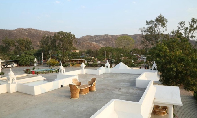 Viratnagar Hotel | Gulmohar Sariska Resort