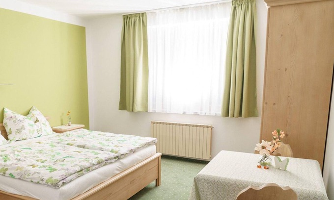 Solk Other | "gumpeneck" - Bauernhofpension Moar in Reith