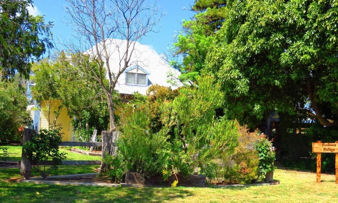 Cohuna Cottage | Gunbower Cottage - your private getaway in Cohuna