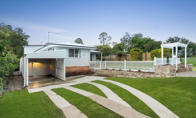 Gympie Apartment | Gympie Cottage StudionAffordable cabin