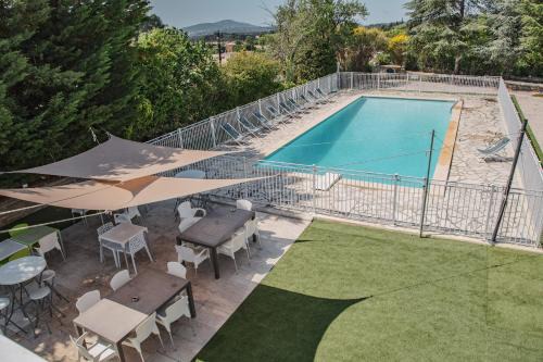 Sainte-Anne du Castellet Hotel | Hôtel Castel Saint Anne