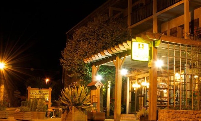 Chambon-sur-Dolore Hotel | Hôtel la Clairière