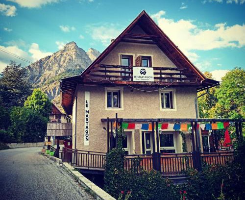 Villars-Colmars Hotel | Hôtel Le Martagon