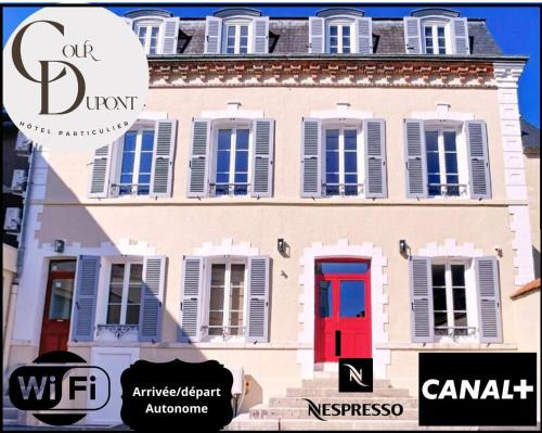 Montargis Apartment | Hôtel Particulier Cour Dupont