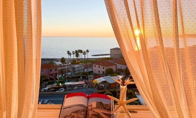 Santo Stefano al Mare Apartment | 𝐇11 [Window on the Sea] Santo Stefano al Mare