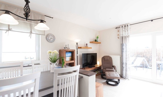 Alt Gaarz Apartment | H24 Ferienhaussiedlung Leuchtturmstraße Rerik - H24: 3-room vacation home (65m²;
