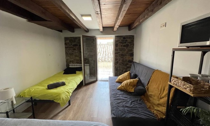 Biescas House | Habitación Para 5 Personas en Centro de Biescas
