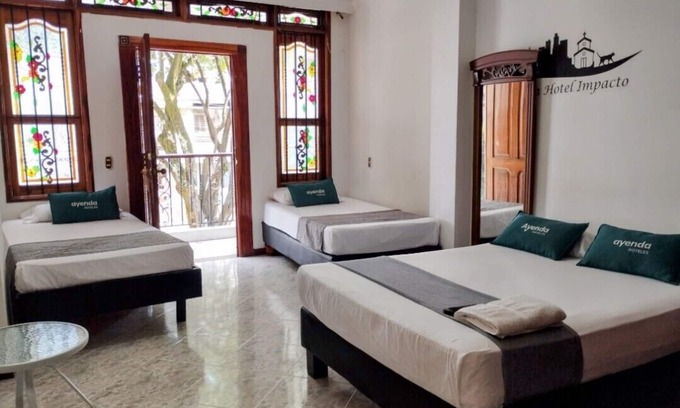 Cali House | Habitación Privada en Casa - Limonar, Cali