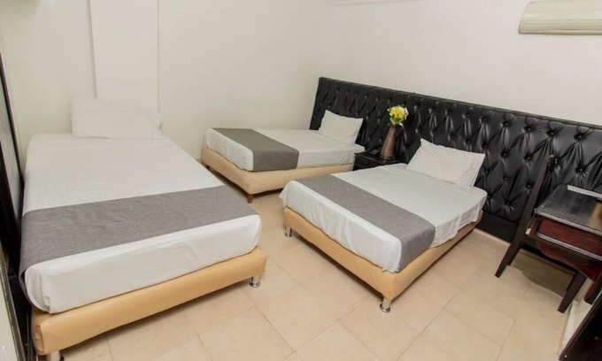 El Prado Hotel | Habitacion Superior Triple Cerca Al Malecón Turístico Río Magdalena Barranquilla