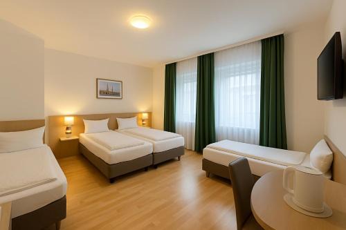 Stuttgart Hotel | Hafner Hotel Apartment Self Check-In Anytime