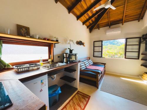 Barra do Sahy House | Hakuna Studios Barra do Sahy