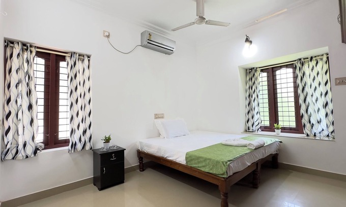 Thiruvananthapuram House | Halcyon Homes - Delightful 2-bedroom house with AC in Thiruvananthapuram