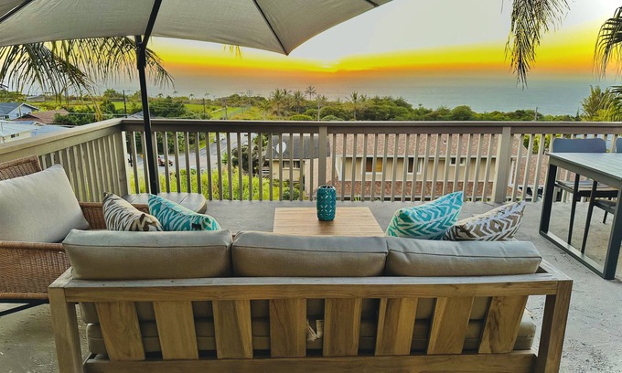 Kealakekua House | HALEKII SUNSET: BEAUTIFUL 4 BEDROOM HOME IN LUSH KEALAKEKUA