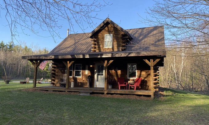Merrillan Cabin | Halls Creek Retreat! Hatfield/Merrillan, WI