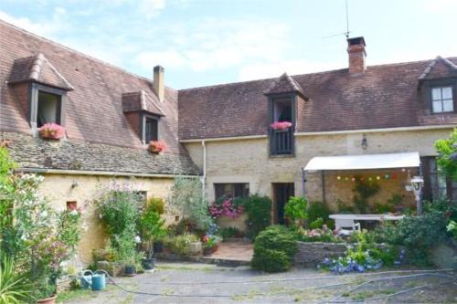 Marcillac-Saint-Quentin Bed & Breakfast | halte aux places
