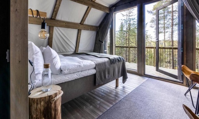 Espoo Bed & Breakfast | Haltia Lake Lodge nature boutique hotel & glamping