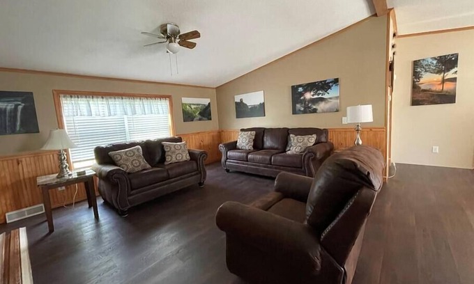 Portageville House | Halvorsen Hideaway 3 BR home near Letchworth Park