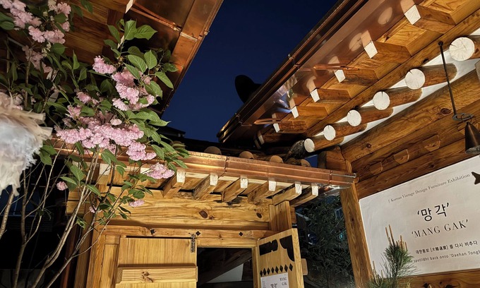 Gahoe-dong House | HAM Hanokstay Anguk Station 10 min, 2rooms+2bathrooms