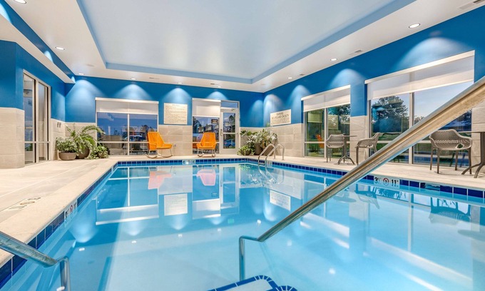 Bedford Hotel | Hampton Inn by Hilton Bedford